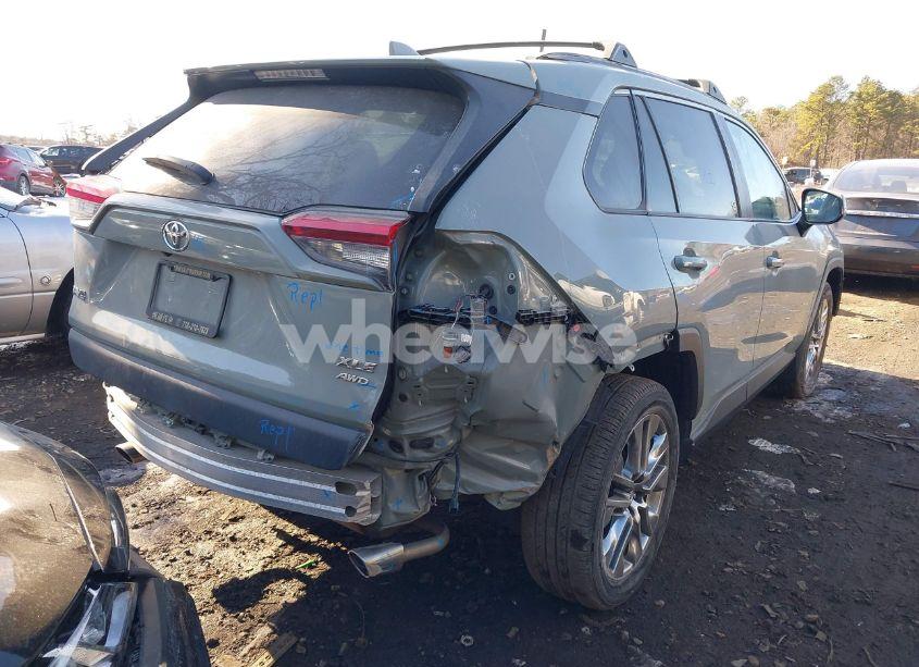 Photo 6 of 2020 Toyota Rav4 XLE PREMIUM (VIN 2T3A1RFV7LW092653)