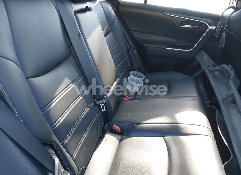 Photo 8 of 2020 Toyota Rav4 XLE PREMIUM (VIN 2T3A1RFV7LW092653)