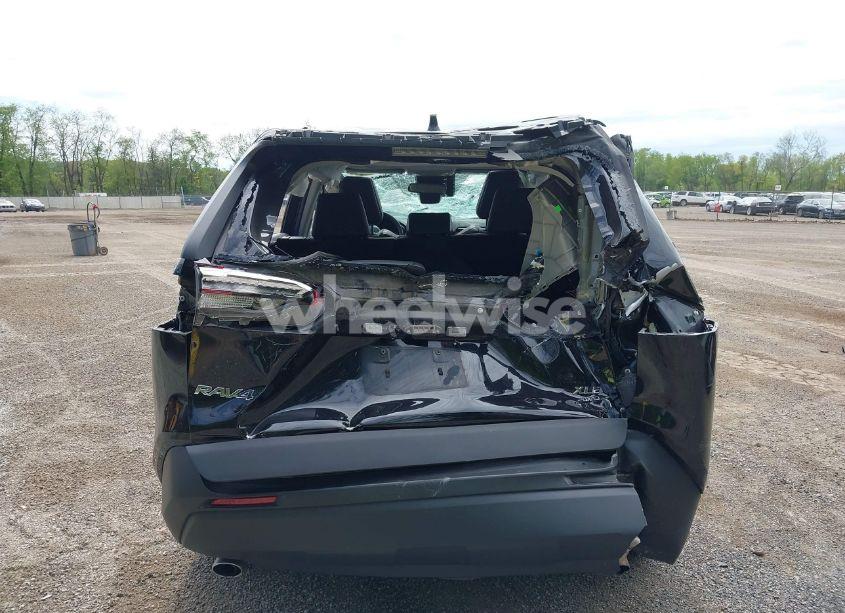 Photo 13 of 2021 Toyota Rav4 XLE PREMIUM (VIN 2T3A1RFV7MC145340)