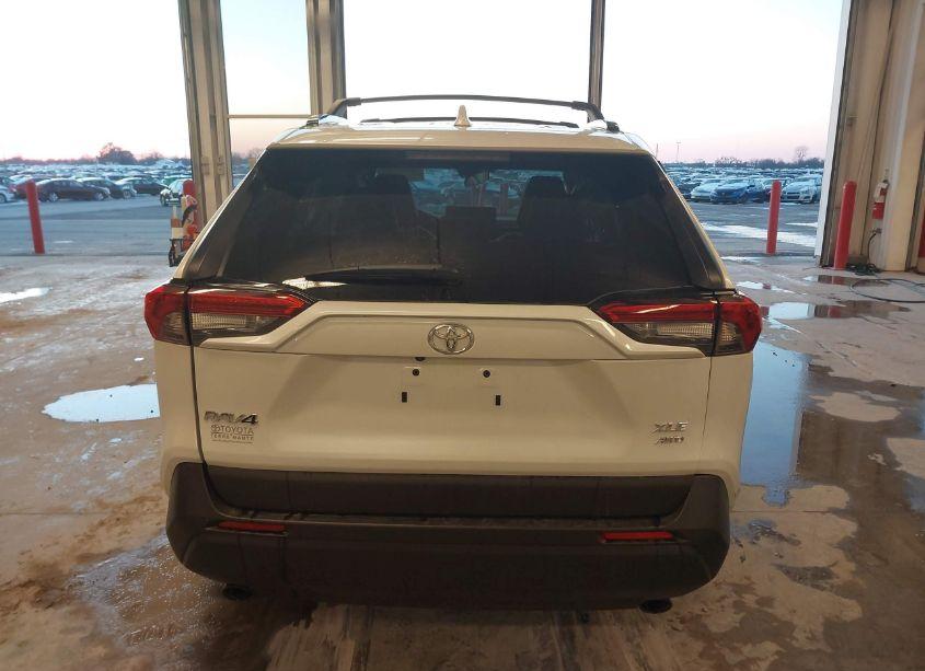 Photo 16 of 2023 Toyota Rav4 XLE PREMIUM (VIN 2T3A1RFV7PW390271)