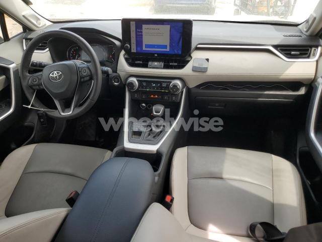 2023 TOYOTA RAV4 XLE PREMIUM (VIN 2T3A1RFV7PW404427) main photo