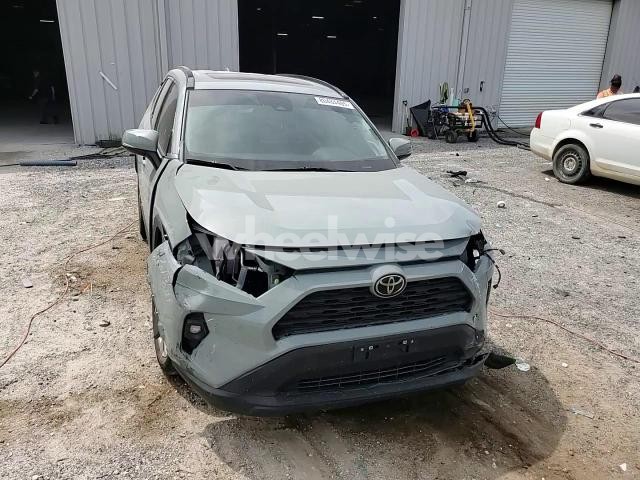 Photo 3 of 2023 TOYOTA RAV4 XLE PREMIUM (VIN 2T3A1RFV7PW404427)