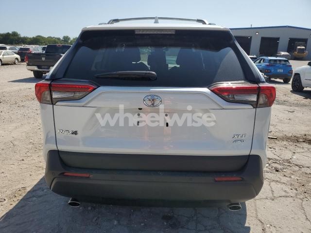 Photo 13 of 2024 TOYOTA RAV4 XLE PREMIUM (VIN 2T3A1RFV7RW427533)
