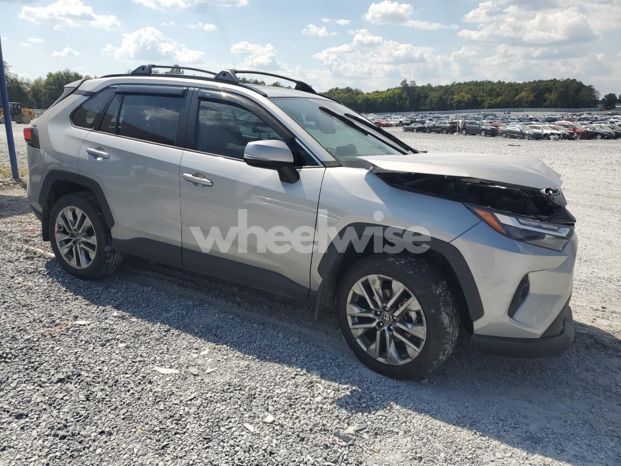 Photo 4 of 2024 TOYOTA RAV4 XLE PREMIUM (VIN 2T3A1RFV7RW469698)