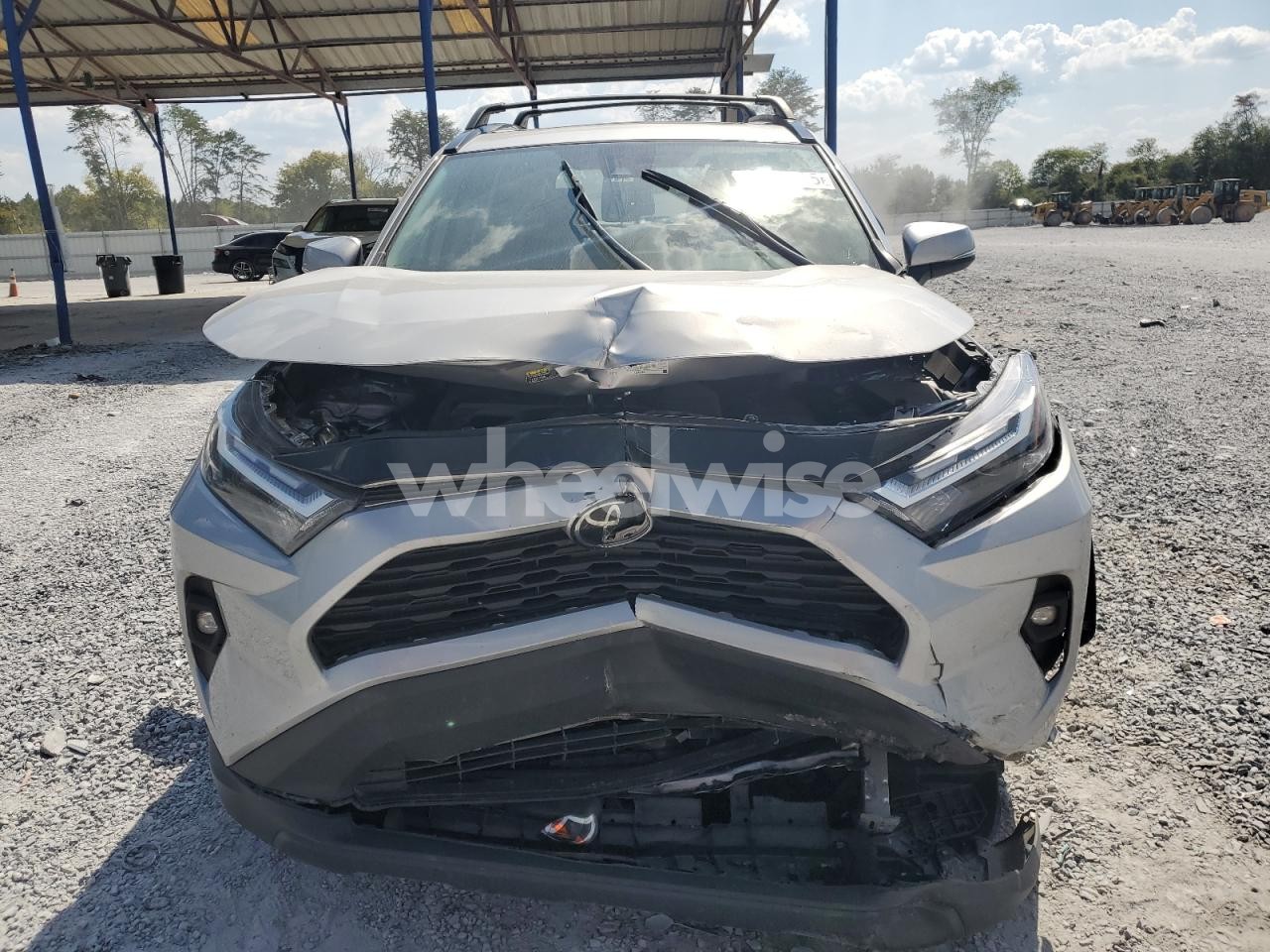Photo 5 of 2024 TOYOTA RAV4 XLE PREMIUM (VIN 2T3A1RFV7RW469698)