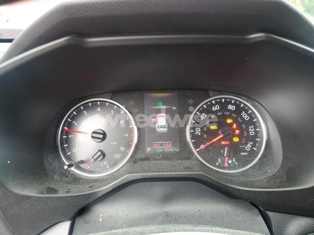 2020 TOYOTA RAV4 XLE PREMIUM (VIN 2T3A1RFV8LW090832) main photo