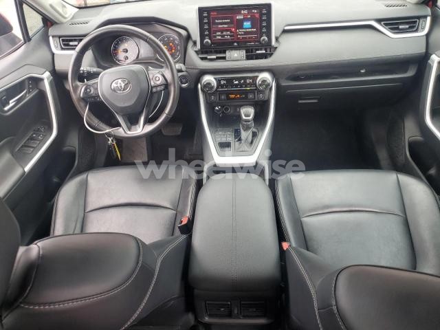 Photo 10 of 2020 TOYOTA RAV4 XLE PREMIUM (VIN 2T3A1RFV8LW090832)