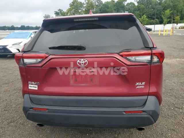 Photo 6 of 2020 TOYOTA RAV4 XLE PREMIUM (VIN 2T3A1RFV8LW090832)