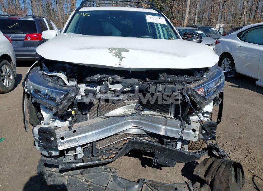 Photo 6 of 2020 Toyota Rav4 XLE PREMIUM (VIN 2T3A1RFV8LW136689)