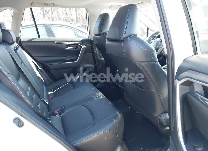 Photo 8 of 2020 Toyota Rav4 XLE PREMIUM (VIN 2T3A1RFV8LW136689)