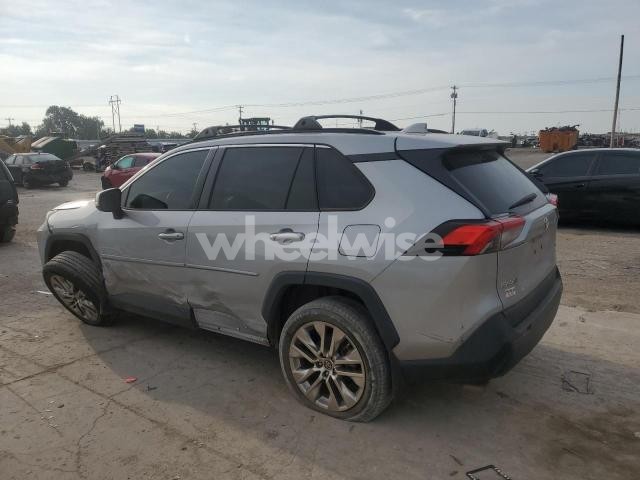 Photo 4 of 2021 TOYOTA RAV4 XLE PREMIUM (VIN 2T3A1RFV8MW167233)