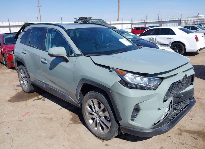 2021 Toyota Rav4 XLE PREMIUM (VIN 2T3A1RFV8MW213935) main photo