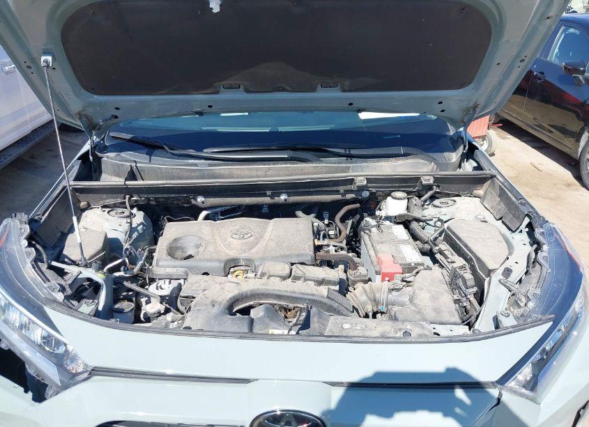 Photo 10 of 2021 Toyota Rav4 XLE PREMIUM (VIN 2T3A1RFV8MW213935)