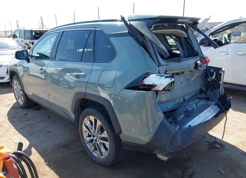 Photo 3 of 2021 Toyota Rav4 XLE PREMIUM (VIN 2T3A1RFV8MW213935)