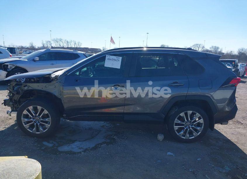 Photo 14 of 2022 Toyota Rav4 XLE PREMIUM (VIN 2T3A1RFV8NC297757)
