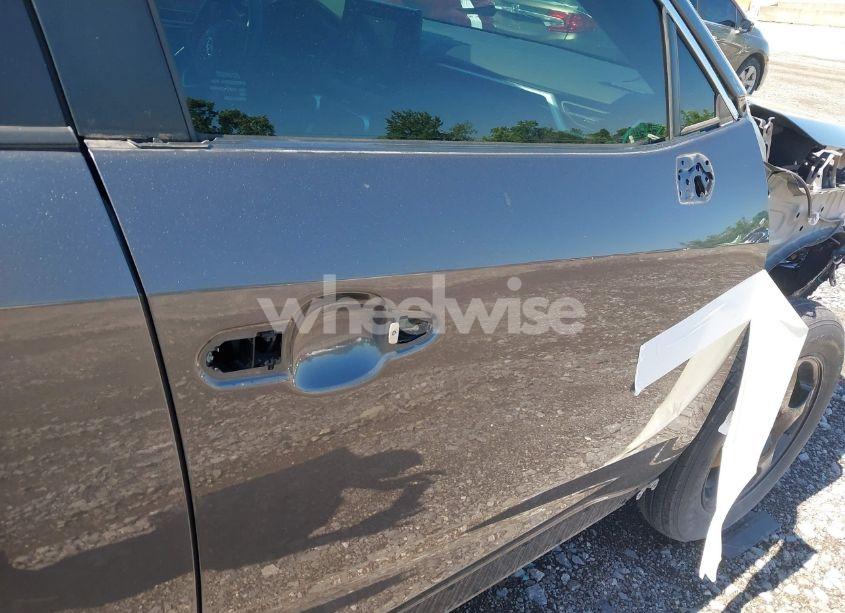 Photo 18 of 2022 Toyota Rav4 XLE PREMIUM (VIN 2T3A1RFV8NC297757)