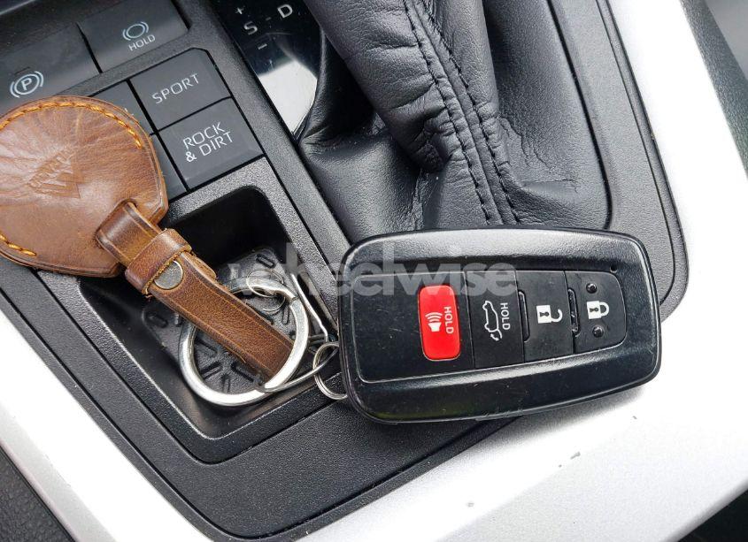 Photo 11 of 2023 Toyota Rav4 XLE PREMIUM (VIN 2T3A1RFV8PC334812)