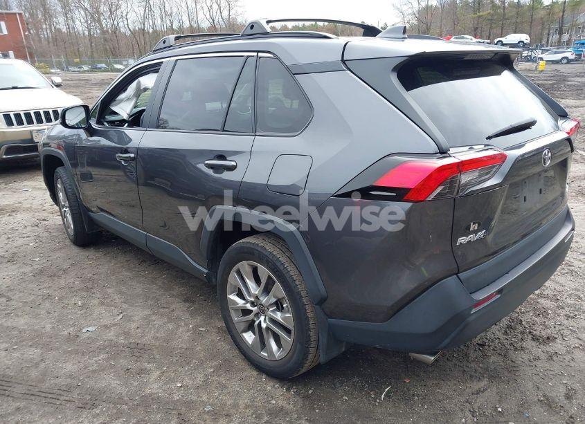Photo 3 of 2023 Toyota Rav4 XLE PREMIUM (VIN 2T3A1RFV8PC334812)