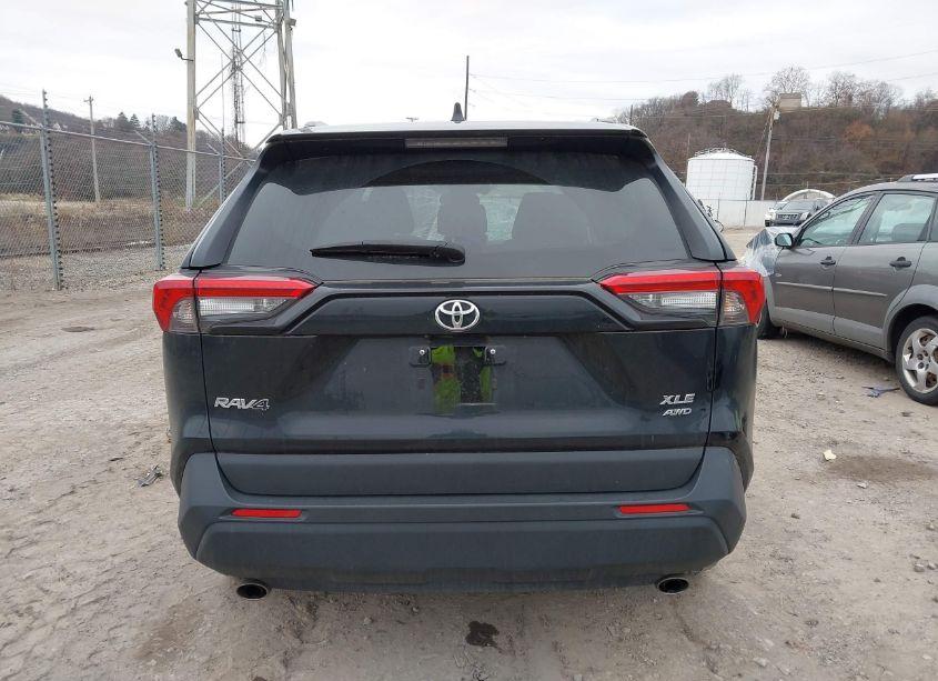 Photo 17 of 2023 Toyota Rav4 XLE PREMIUM (VIN 2T3A1RFV8PC336947)