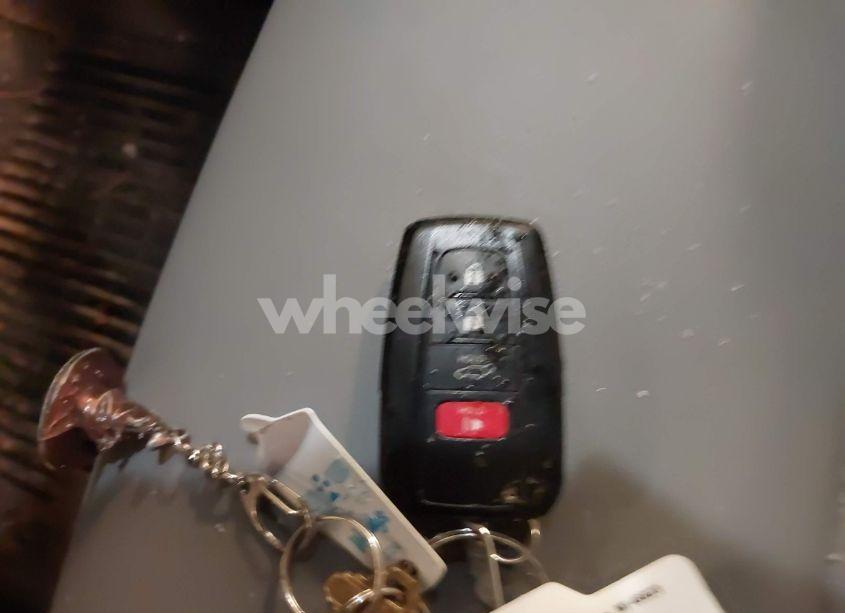 Photo 11 of 2024 Toyota Rav4 XLE PREMIUM (VIN 2T3A1RFV8RW435477)