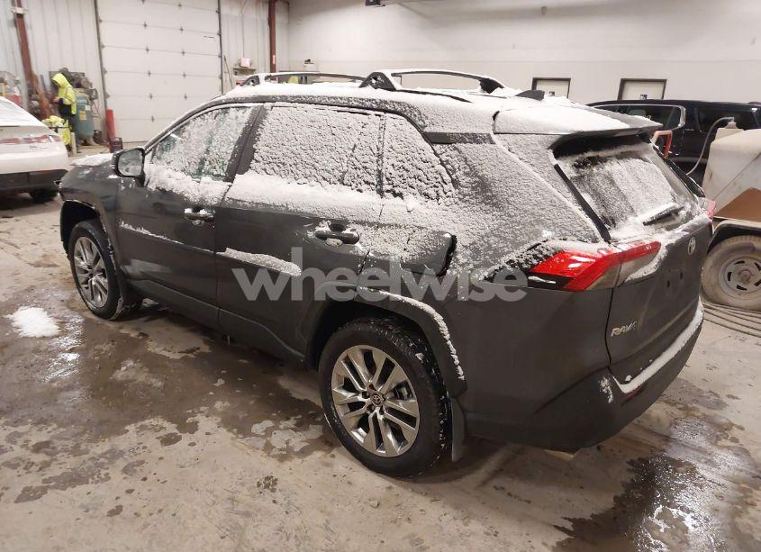 Photo 3 of 2024 Toyota Rav4 XLE PREMIUM (VIN 2T3A1RFV8RW435477)