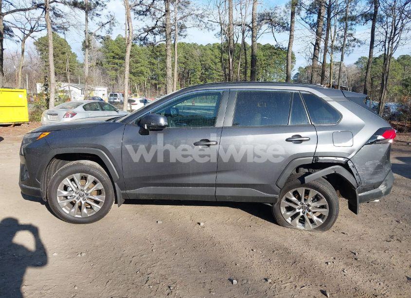 Photo 14 of 2024 Toyota Rav4 XLE PREMIUM (VIN 2T3A1RFV8RW488230)