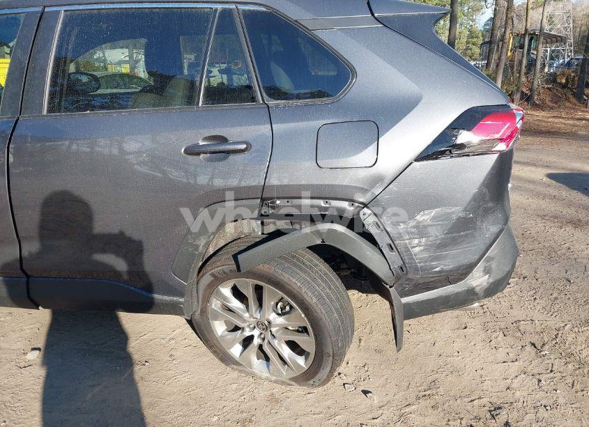 Photo 6 of 2024 Toyota Rav4 XLE PREMIUM (VIN 2T3A1RFV8RW488230)