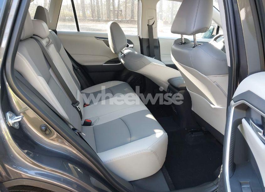 Photo 8 of 2024 Toyota Rav4 XLE PREMIUM (VIN 2T3A1RFV8RW488230)