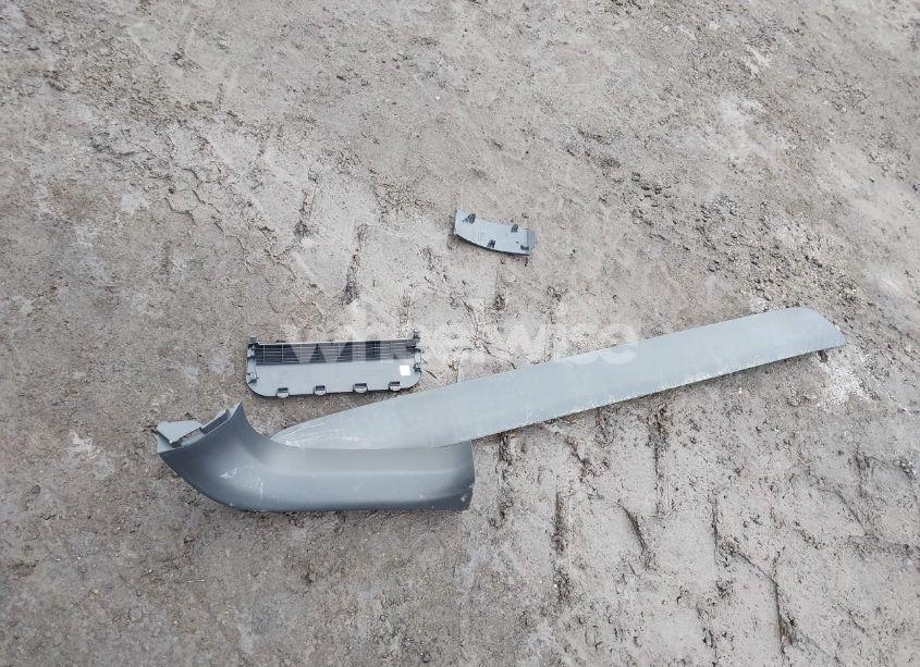 Photo 12 of 2019 Toyota Rav4 XLE PREMIUM (VIN 2T3A1RFV9KC025908)