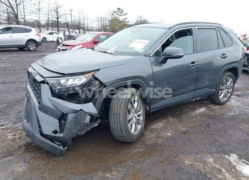 Photo 2 of 2019 Toyota Rav4 XLE PREMIUM (VIN 2T3A1RFV9KC025908)