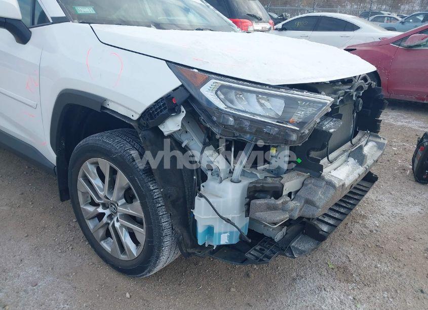 Photo 18 of 2019 Toyota Rav4 XLE PREMIUM (VIN 2T3A1RFV9KW045185)