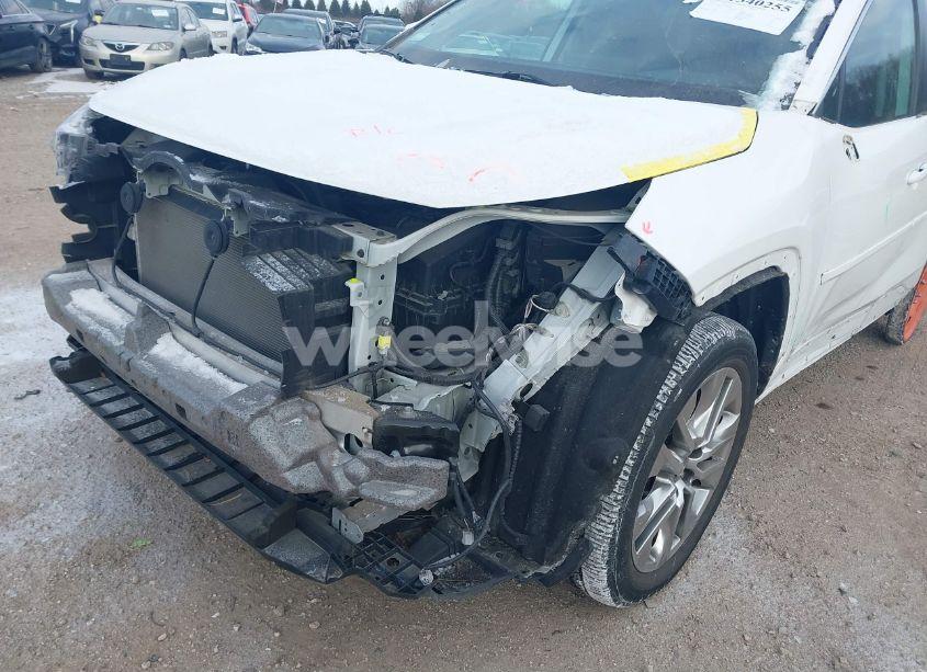 Photo 19 of 2019 Toyota Rav4 XLE PREMIUM (VIN 2T3A1RFV9KW045185)