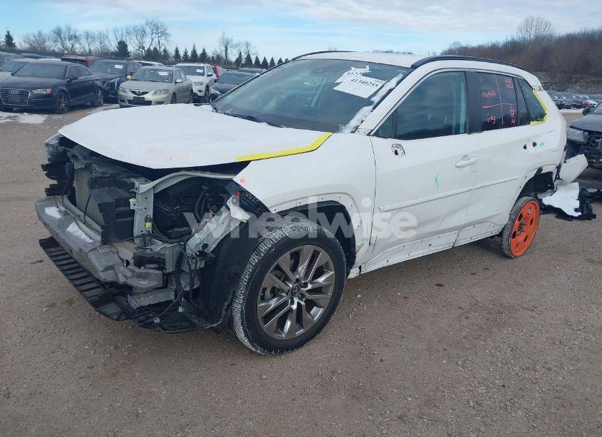 Photo 2 of 2019 Toyota Rav4 XLE PREMIUM (VIN 2T3A1RFV9KW045185)