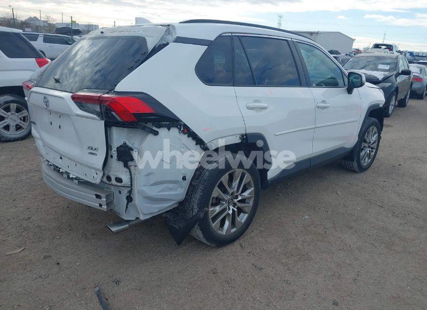 Photo 4 of 2019 Toyota Rav4 XLE PREMIUM (VIN 2T3A1RFV9KW045185)