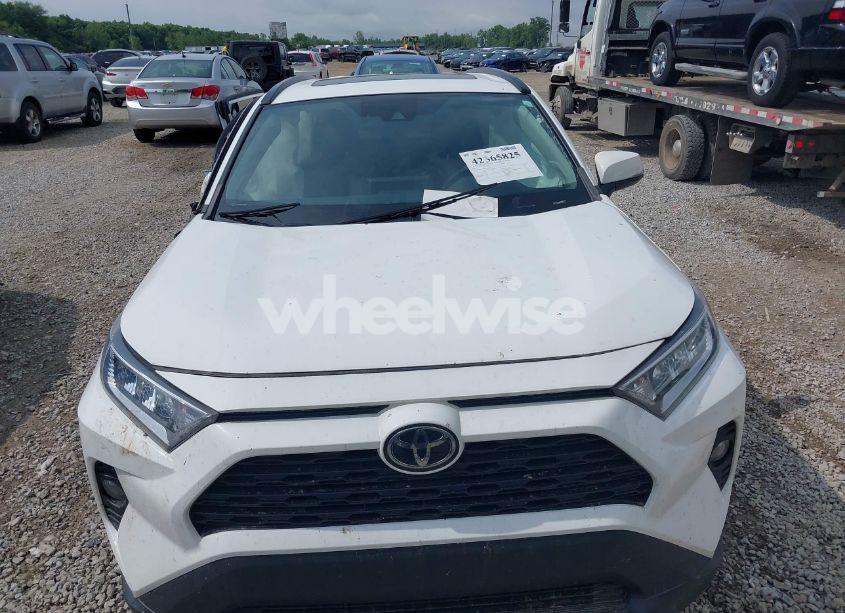 Photo 13 of 2020 Toyota Rav4 XLE PREMIUM (VIN 2T3A1RFV9LC069487)