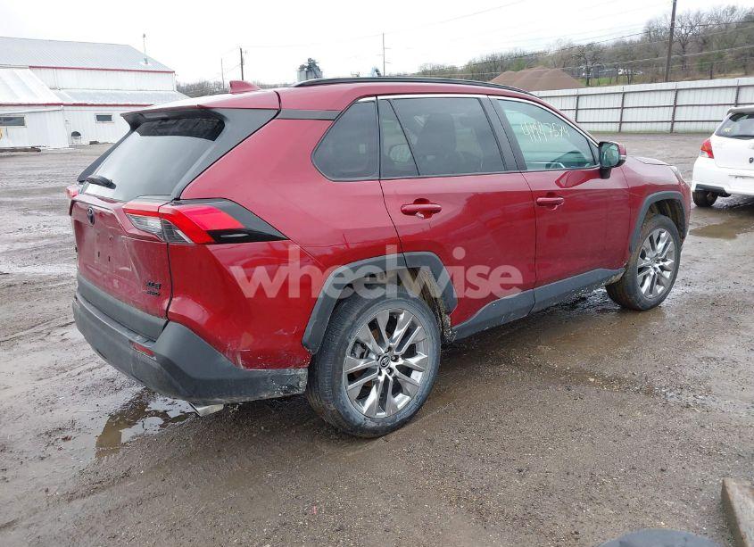 Photo 4 of 2020 Toyota Rav4 XLE PREMIUM (VIN 2T3A1RFV9LW113728)