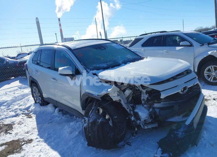 Photo 6 of 2021 Toyota Rav4 XLE PREMIUM (VIN 2T3A1RFV9MW150778)