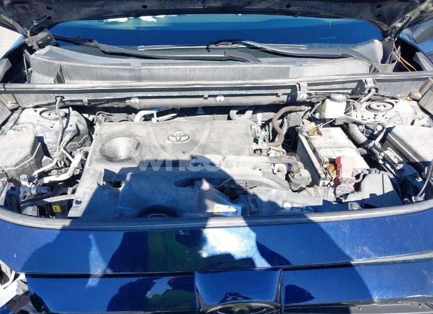 Photo 10 of 2021 Toyota Rav4 XLE PREMIUM (VIN 2T3A1RFV9MW191749)