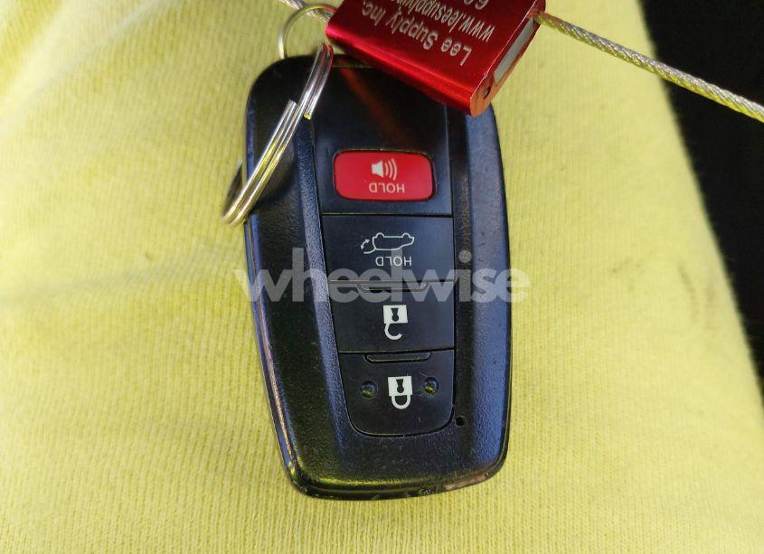 Photo 11 of 2021 Toyota Rav4 XLE PREMIUM (VIN 2T3A1RFV9MW191749)