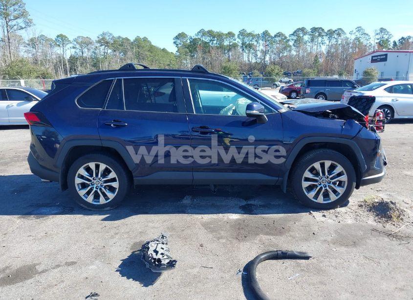 Photo 13 of 2021 Toyota Rav4 XLE PREMIUM (VIN 2T3A1RFV9MW191749)