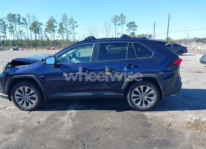 Photo 14 of 2021 Toyota Rav4 XLE PREMIUM (VIN 2T3A1RFV9MW191749)
