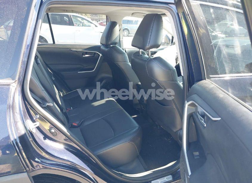 Photo 8 of 2021 Toyota Rav4 XLE PREMIUM (VIN 2T3A1RFV9MW191749)