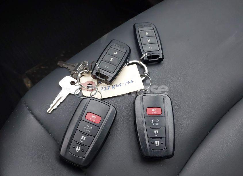 Photo 11 of 2022 Toyota Rav4 XLE PREMIUM (VIN 2T3A1RFV9NW313480)