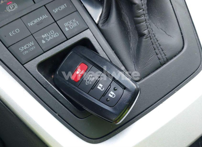 Photo 11 of 2024 Toyota Rav4 XLE PREMIUM (VIN 2T3A1RFV9RC398649)