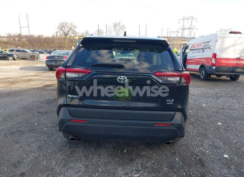 Photo 17 of 2024 Toyota Rav4 XLE PREMIUM (VIN 2T3A1RFV9RC398649)