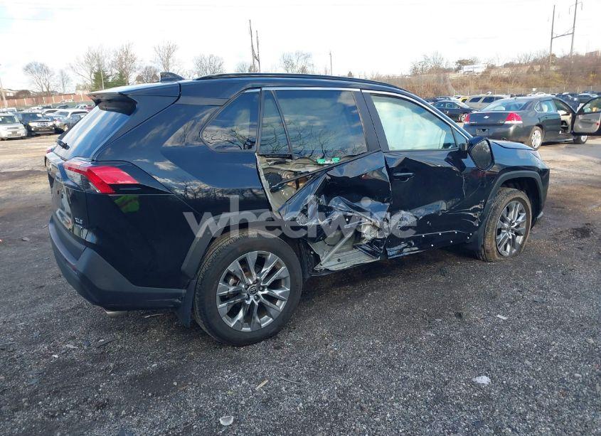 Photo 4 of 2024 Toyota Rav4 XLE PREMIUM (VIN 2T3A1RFV9RC398649)