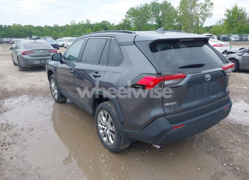 Photo 3 of 2024 Toyota Rav4 XLE PREMIUM (VIN 2T3A1RFV9RC411142)