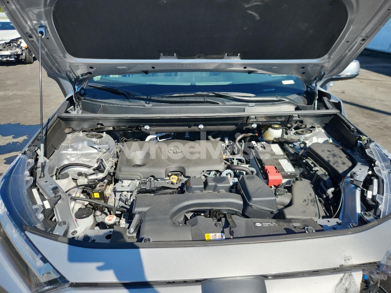 Photo 12 of 2025 TOYOTA RAV4 XLE PREMIUM (VIN 2T3A1RFV9SC504037)