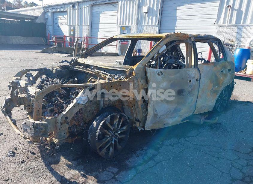 Photo 2 of 2020 Toyota Rav4 XLE PREMIUM (VIN 2T3A1RFVXLC066954)