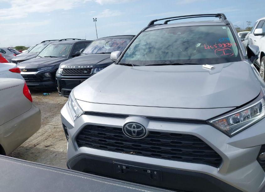 Photo 13 of 2021 Toyota Rav4 XLE PREMIUM (VIN 2T3A1RFVXMC184326)